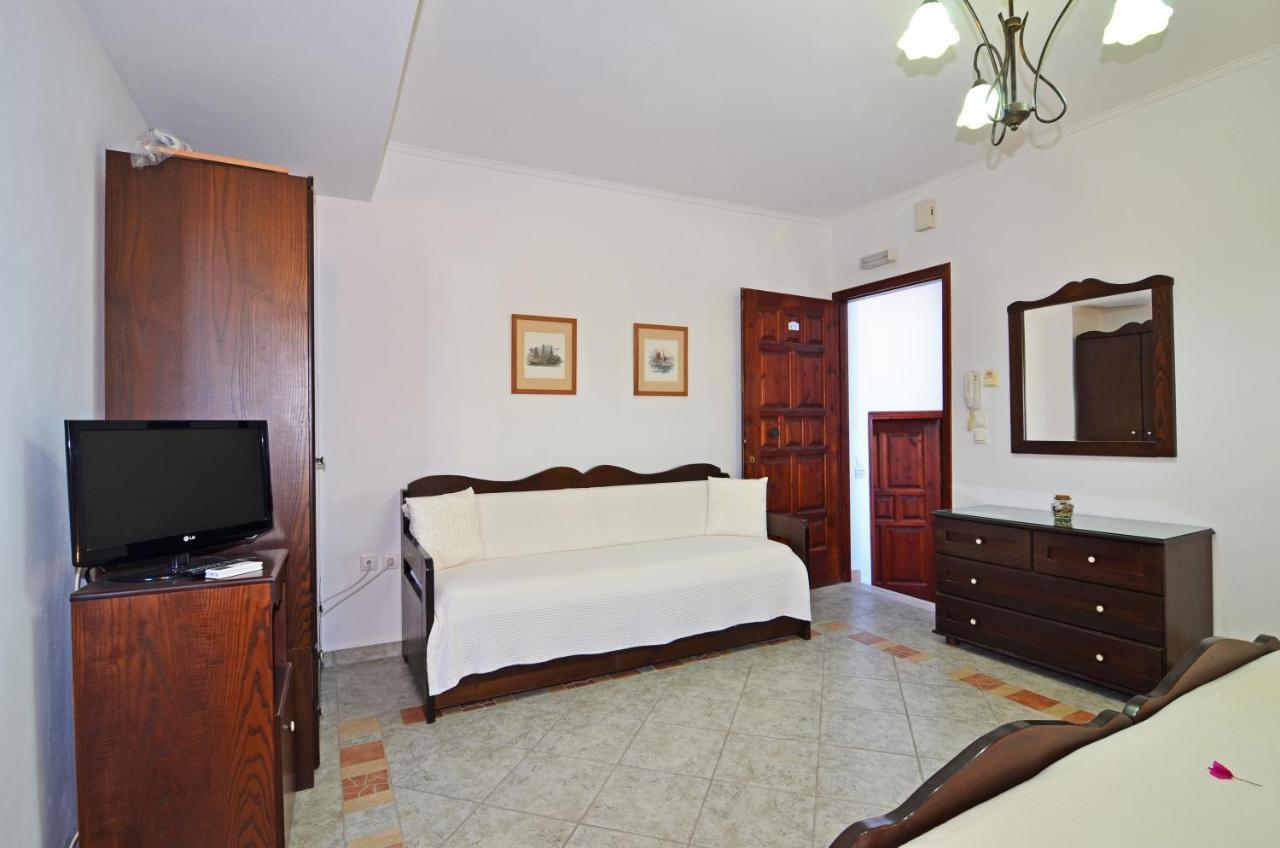 Nikos Sea View Apartments Adamantas  Exterior foto
